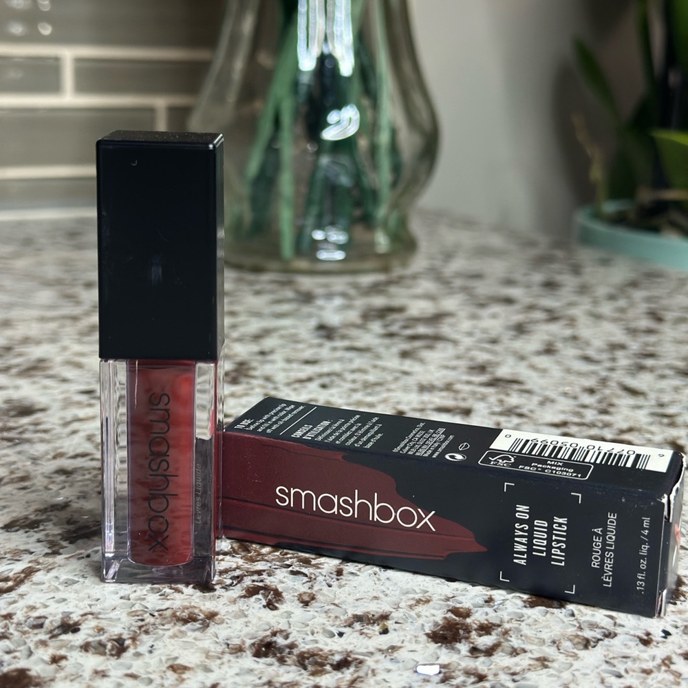 BRAND NEW - Smashbox Always On Liquid Lipstick - Miss Conduct